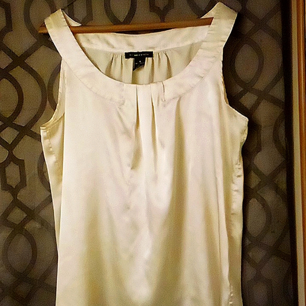 Women's shirts